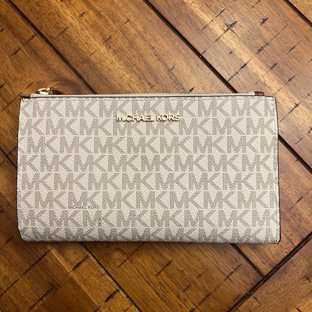 Michael Kors Large Double Zip Wallet Wristlet
